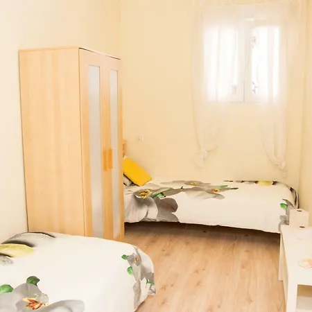 Estrella Del Mar ロス・アブリゴス